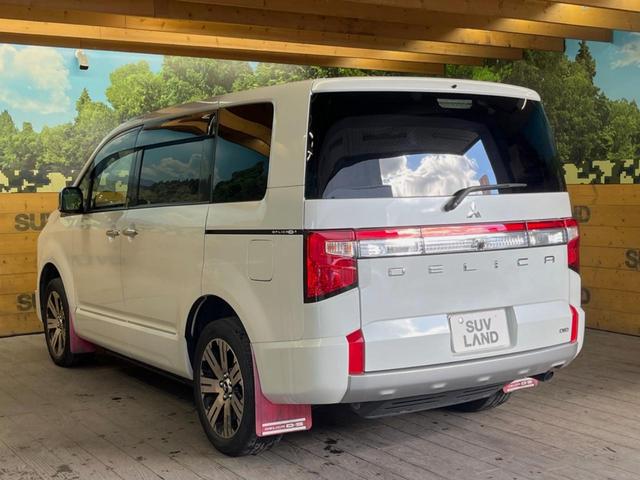 デリカＤ：５ Ｐ　純正１０インチナビ　全周囲カメラ　ｅアシスト　レーダークルーズ　電動サイドステップ　フリップダウン　両側パワスラ　パワーバックドア　ＬＥＤヘッド　パワーシート　シートヒーター　純正１８インチアルミ（18枚目）