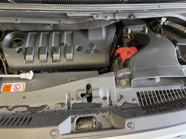 デリカＤ：５ Ｐ　純正１０インチナビ　全周囲カメラ　ｅアシスト　レーダークルーズ　電動サイドステップ　フリップダウン　両側パワスラ　パワーバックドア　ＬＥＤヘッド　パワーシート　シートヒーター　純正１８インチアルミ（19枚目）