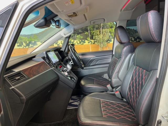 デリカＤ：５ Ｐ　純正１０インチナビ　全周囲カメラ　ｅアシスト　レーダークルーズ　電動サイドステップ　フリップダウン　両側パワスラ　パワーバックドア　ＬＥＤヘッド　パワーシート　シートヒーター　純正１８インチアルミ（22枚目）