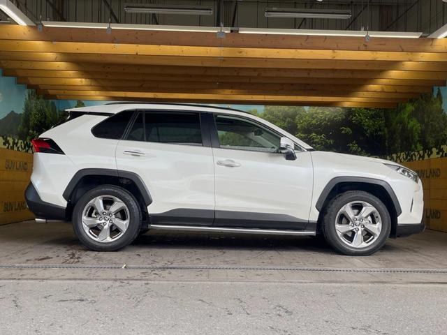 ＲＡＶ４ ハイブリッドＧ　パノラマサンルーフ　９インチディスプレイオーディオ　全周囲カメラ　セーフティセンス　レーダークルーズ　ブラインドスポットモニター　パワーバックドア　ＬＥＤヘッド　純正１８インチアルミ　スマートキー（51枚目）