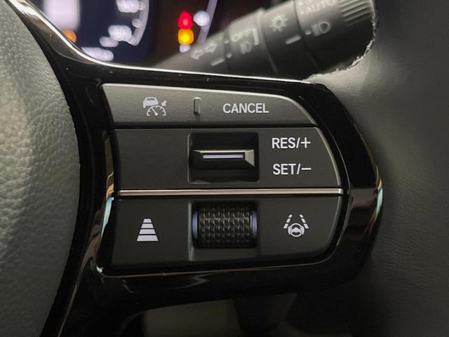 ステップワゴン ｅ：ＨＥＶスパーダ　登録済未使用車　ホンダセンシング　レーダークルーズ　両側パワスラ　ブラインドスポットモニター　パワーバックドア　シーケンシャルターンランプ　ハーフレザーシート　シートヒーター　純正１６インチアルミ（3枚目）