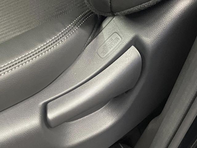 ステップワゴン ｅ：ＨＥＶスパーダ　登録済未使用車　ホンダセンシング　レーダークルーズ　両側パワスラ　ブラインドスポットモニター　パワーバックドア　シーケンシャルターンランプ　ハーフレザーシート　シートヒーター　純正１６インチアルミ（24枚目）