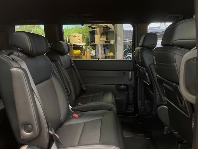 ステップワゴン ｅ：ＨＥＶスパーダ　登録済未使用車　ホンダセンシング　レーダークルーズ　両側パワスラ　ブラインドスポットモニター　パワーバックドア　シーケンシャルターンランプ　ハーフレザーシート　シートヒーター　純正１６インチアルミ（34枚目）