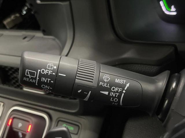 ステップワゴン ｅ：ＨＥＶスパーダ　登録済未使用車　ホンダセンシング　レーダークルーズ　両側パワスラ　ブラインドスポットモニター　パワーバックドア　シーケンシャルターンランプ　ハーフレザーシート　シートヒーター　純正１６インチアルミ（38枚目）