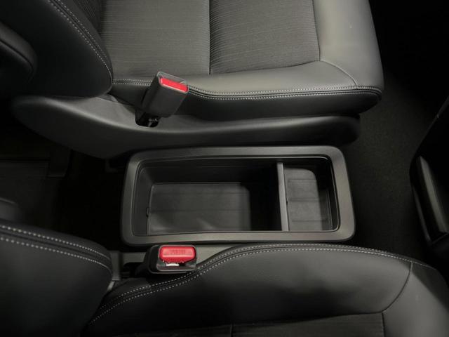 ステップワゴン ｅ：ＨＥＶスパーダ　登録済未使用車　ホンダセンシング　レーダークルーズ　両側パワスラ　ブラインドスポットモニター　パワーバックドア　シーケンシャルターンランプ　ハーフレザーシート　シートヒーター　純正１６インチアルミ（44枚目）