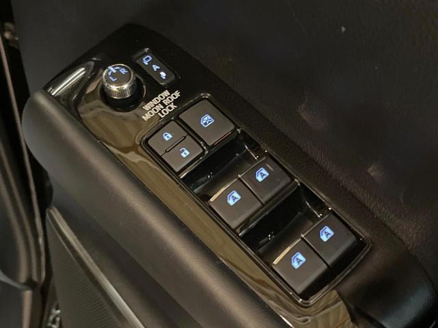 ヴェルファイア ２．５Ｚ　Ｇエディション　サンルーフ　ＢＩＧ－Ｘ１１型ナビ　バックカメラ　セーフティセンス　レーダークルーズ　フリップダウン　両側パワスラ　合皮シート　シートベンチレーション　ＬＥＤヘッド　１８インチアルミ　電動オットマン（30枚目）