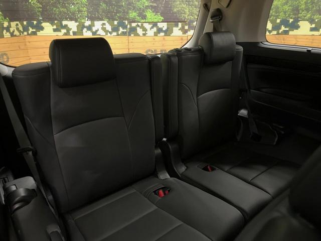 アルファード ２．５Ｓ　Ｃパッケージ　９インチディスプレイオーディオ　バックカメラ　セーフティセンス　レーダークルーズ　両側パワスラ　合皮シート　フリップダウン　シートベンチレーション　シーケンシャルターンランプ　１８インチアルミ　ＥＴＣ（9枚目）