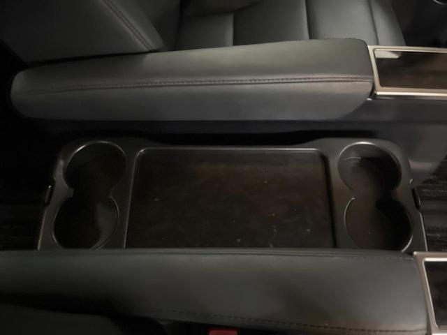 アルファード ２．５Ｓ　Ｃパッケージ　９インチディスプレイオーディオ　バックカメラ　セーフティセンス　レーダークルーズ　両側パワスラ　合皮シート　フリップダウン　シートベンチレーション　シーケンシャルターンランプ　１８インチアルミ　ＥＴＣ（36枚目）