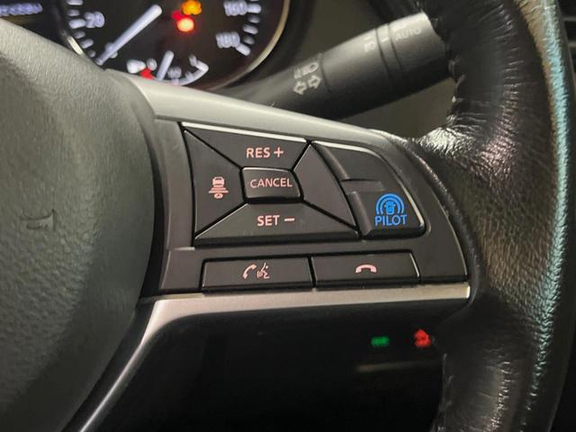 �y�A���E���h�r���[���j�^�[�z��p�̃J�����ɂ��A�ォ�猩���낵���悤�Ȏ��_�łR�U�O�x�N���}�̎��͂��m�F���邱�Ƃ��ł��܂������p�������m�F���₷���A�����ꏊ�ł̐؂�Ԃ��⒓�Ԃ��X���[�Y�ɍs���܂��B