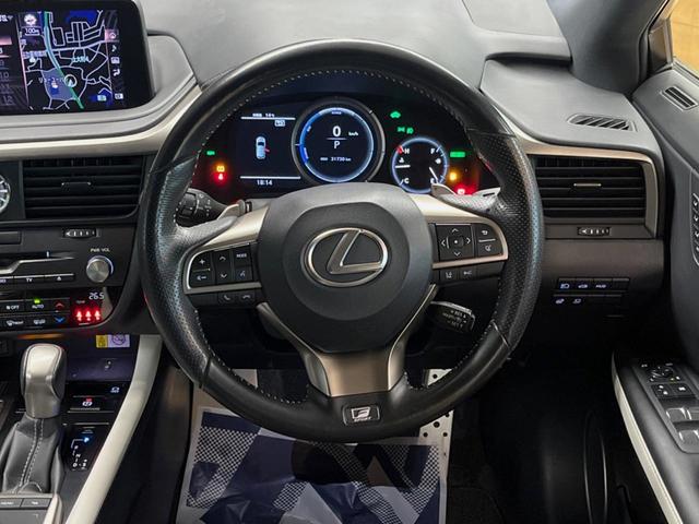 �y�����v�����X�e�A�����O�z�㎿�Ȋv���g�p���邱�ƂŁA��ɂ����������݂ƂĂ��^�]���₷���n���h���ł���