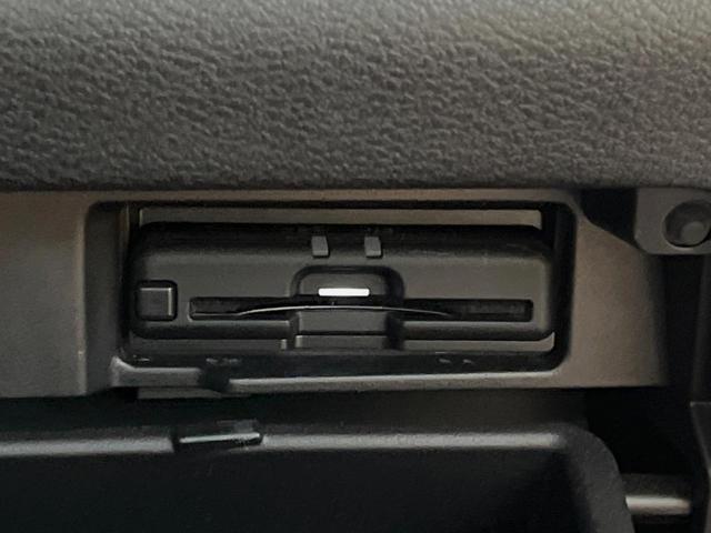 セレナ ハイウェイスターＶ　純正１０型ナビ　禁煙車　全周囲カメラ　プロパイロット　衝突被害軽減システム　レーダークルーズ　コーナーセンサー　両側電動スライドドア　スマートキー　ＬＥＤヘッド　ビルトインＥＴＣ　純正１６インチアルミ（7枚目）