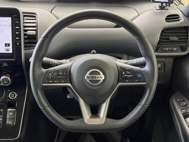 セレナ ハイウェイスターＶ　純正１０型ナビ　禁煙車　全周囲カメラ　プロパイロット　衝突被害軽減システム　レーダークルーズ　コーナーセンサー　両側電動スライドドア　スマートキー　ＬＥＤヘッド　ビルトインＥＴＣ　純正１６インチアルミ（12枚目）