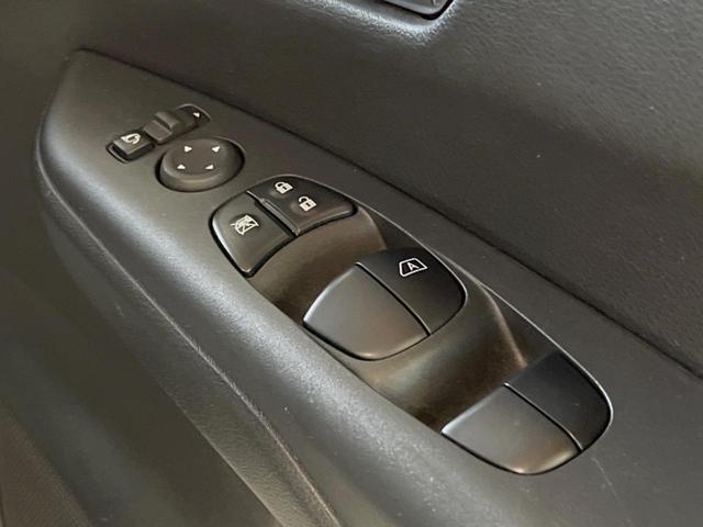 セレナ ハイウェイスターＶ　純正１０型ナビ　禁煙車　全周囲カメラ　プロパイロット　衝突被害軽減システム　レーダークルーズ　コーナーセンサー　両側電動スライドドア　スマートキー　ＬＥＤヘッド　ビルトインＥＴＣ　純正１６インチアルミ（30枚目）