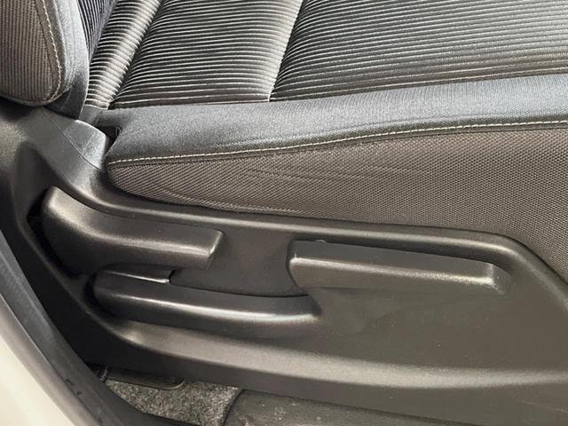 セレナ ハイウェイスターＶ　純正１０型ナビ　禁煙車　全周囲カメラ　プロパイロット　衝突被害軽減システム　レーダークルーズ　コーナーセンサー　両側電動スライドドア　スマートキー　ＬＥＤヘッド　ビルトインＥＴＣ　純正１６インチアルミ（31枚目）