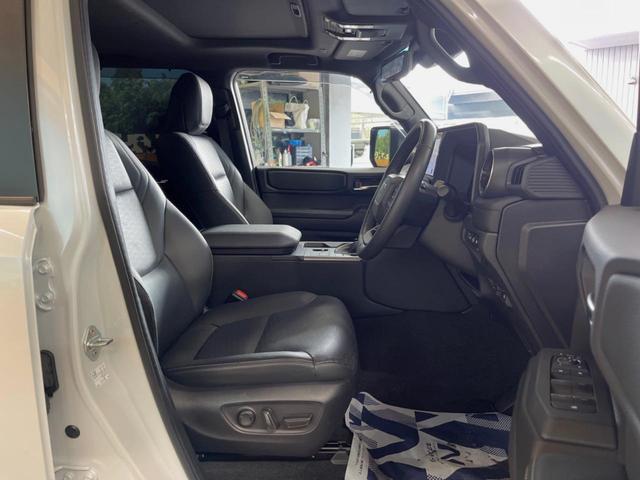 ランドクルーザー２５０ ＶＸ　サンルーフ　１２．３型ディスプレイオーディオ　全周囲カメラ　レーダークルーズ　シートベンチレーション　セーフティセンス　ブラインドスポットモニター　パワーバックドア　シートメモリー　ＥＴＣ（10枚目）