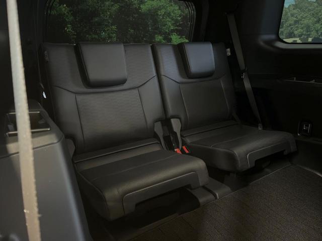 ランドクルーザー２５０ ＶＸ　サンルーフ　１２．３型ディスプレイオーディオ　全周囲カメラ　レーダークルーズ　シートベンチレーション　セーフティセンス　ブラインドスポットモニター　パワーバックドア　シートメモリー　ＥＴＣ（12枚目）