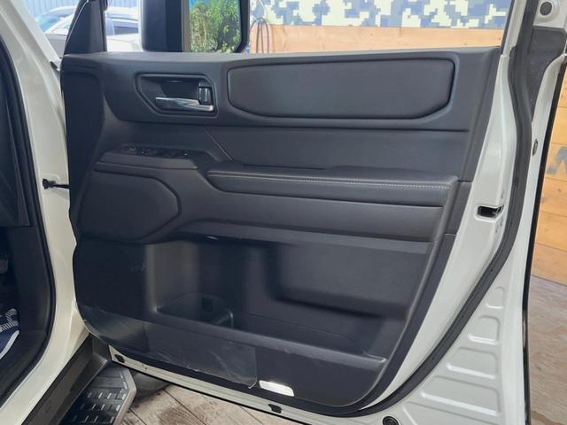 ランドクルーザー２５０ ＶＸ　サンルーフ　１２．３型ディスプレイオーディオ　全周囲カメラ　レーダークルーズ　シートベンチレーション　セーフティセンス　ブラインドスポットモニター　パワーバックドア　シートメモリー　ＥＴＣ（38枚目）