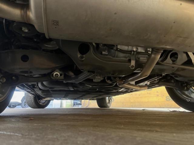 アウトランダーＰＨＥＶ Ｐ　７人乗り　９型ディスプレイオーディオ　全周囲カメラ　マイパイロット　レーダークルーズ　パワーバックドア　シートヒーター　ブラインドスポットモニター　シートメモリー　ＬＥＤヘッド　ＥＴＣ　４ＷＤ（22枚目）