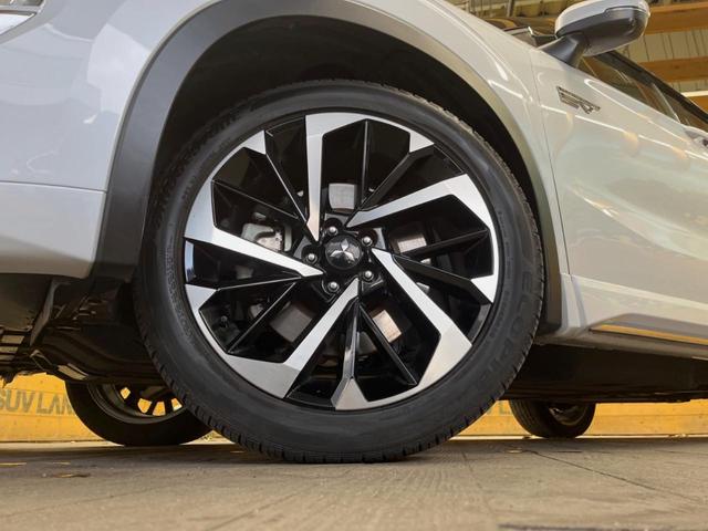 アウトランダーＰＨＥＶ Ｐ　７人乗り　９型ディスプレイオーディオ　全周囲カメラ　マイパイロット　レーダークルーズ　パワーバックドア　シートヒーター　ブラインドスポットモニター　シートメモリー　ＬＥＤヘッド　ＥＴＣ　４ＷＤ（24枚目）