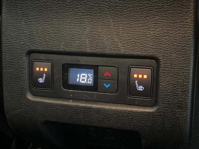 アウトランダーＰＨＥＶ Ｐ　７人乗り　９型ディスプレイオーディオ　全周囲カメラ　マイパイロット　レーダークルーズ　パワーバックドア　シートヒーター　ブラインドスポットモニター　シートメモリー　ＬＥＤヘッド　ＥＴＣ　４ＷＤ（41枚目）