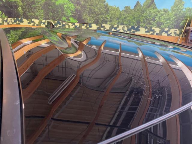 ヤリスクロス ハイブリッドＺ　禁煙車　純正８インチナビ　パノラミックビューモニター　トヨタセーフティセンス　ブラインドスポットモニター　ＥＴＣ　パワーシート　ステアリングヒーター　ハーフレザーシート　１８インチ純正アルミ（26枚目）