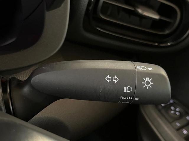 ヤリスクロス ハイブリッドＺ　禁煙車　純正８インチナビ　パノラミックビューモニター　トヨタセーフティセンス　ブラインドスポットモニター　ＥＴＣ　パワーシート　ステアリングヒーター　ハーフレザーシート　１８インチ純正アルミ（37枚目）