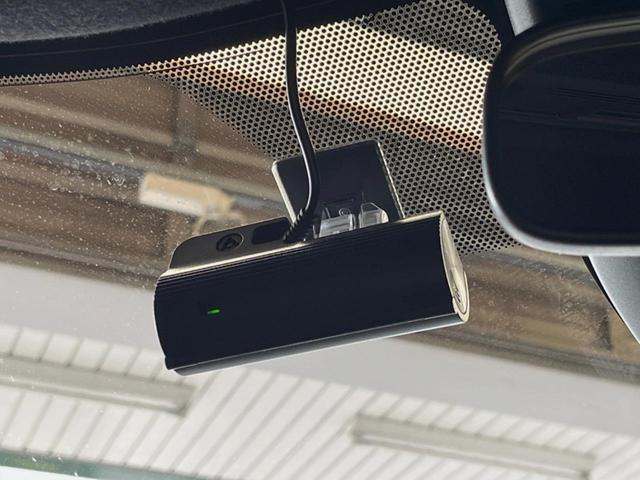 ヤリスクロス ハイブリッドＺ　禁煙車　純正８インチナビ　パノラミックビューモニター　トヨタセーフティセンス　ブラインドスポットモニター　ＥＴＣ　パワーシート　ステアリングヒーター　ハーフレザーシート　１８インチ純正アルミ（40枚目）