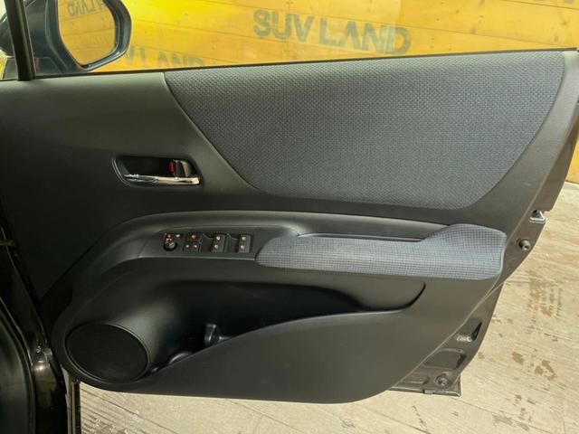 シエンタ ハイブリッドＧ　モデリスタエアロ　純正ナビ　バックカメラ　衝突軽減装置　両側パワースライドドア　純正１５インチアルミ　ＬＥＤヘッドライト　ＥＴＣ　Ｂｌｕｅｔｏｏｔｈ　スマートキー　オートエアコン　６人乗り（30枚目）