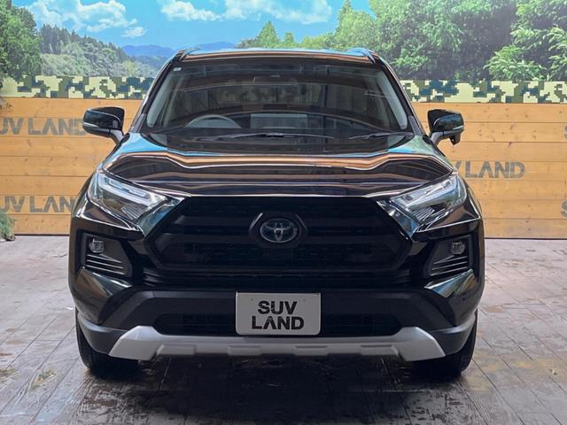 ＲＡＶ４ ハイブリッドアドベンチャー　４ＷＤ　純正１０．５インチディスプレイオーディオ　バックカメラ　衝突被害軽減システム　レーダークルーズ　禁煙車　電動リアゲート　前席シートエアコン　コーナーセンサー　ＬＥＤヘッド　ルーフレール　ＥＴＣ（14枚目）