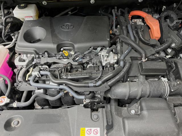 ＲＡＶ４ ハイブリッドアドベンチャー　４ＷＤ　純正１０．５インチディスプレイオーディオ　バックカメラ　衝突被害軽減システム　レーダークルーズ　禁煙車　電動リアゲート　前席シートエアコン　コーナーセンサー　ＬＥＤヘッド　ルーフレール　ＥＴＣ（18枚目）
