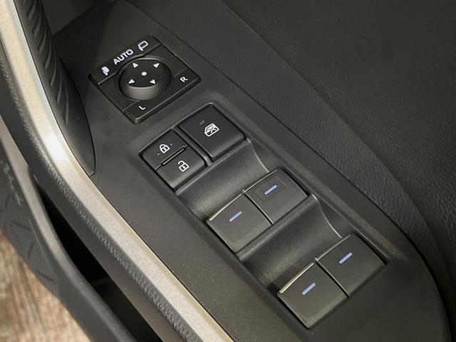 ＲＡＶ４ ハイブリッドアドベンチャー　４ＷＤ　純正１０．５インチディスプレイオーディオ　バックカメラ　衝突被害軽減システム　レーダークルーズ　禁煙車　電動リアゲート　前席シートエアコン　コーナーセンサー　ＬＥＤヘッド　ルーフレール　ＥＴＣ（22枚目）