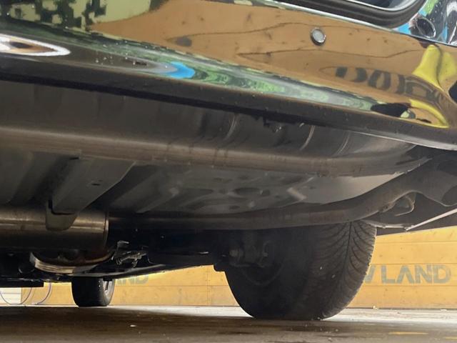 ヴォクシー ＺＳ　煌ＩＩＩ　純正９型ナビ　クルーズコントロール　バックカメラ　衝突被害軽減システム　禁煙車　ハーフレザーシート　コーナーセンサー　ＬＥＤヘッド　ビルトインＥＴＣ　純正１６インチアルミ　車線逸脱警報（21枚目）