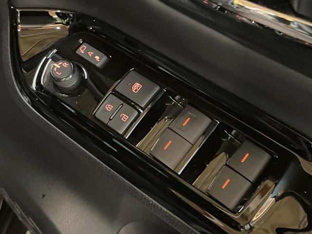 ヴォクシー ＺＳ　煌ＩＩＩ　純正９型ナビ　クルーズコントロール　バックカメラ　衝突被害軽減システム　禁煙車　ハーフレザーシート　コーナーセンサー　ＬＥＤヘッド　ビルトインＥＴＣ　純正１６インチアルミ　車線逸脱警報（35枚目）