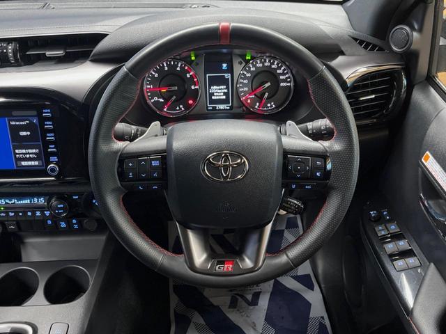 �y�����v�����X�e�A�����O�z�㎿�Ȋv���g�p���邱�ƂŁA��ɂ����������݂ƂĂ��^�]���₷���n���h���ł���