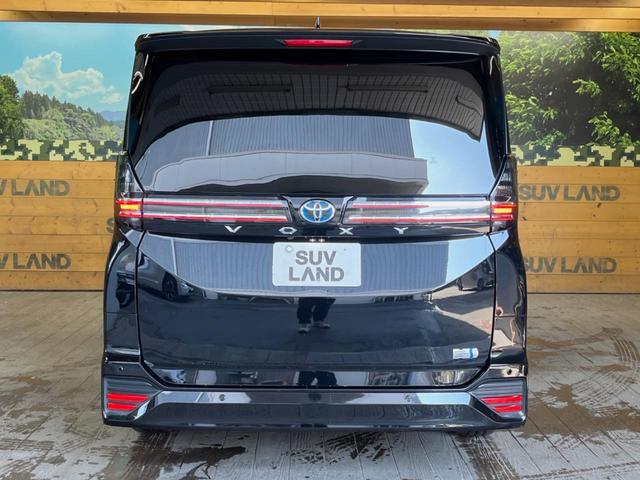 ヴォクシー ハイブリッドＳ－Ｚ　１０．５インチディスプレイオーディオ　全周囲カメラ　セーフティセンス　レーダークルーズ　両側パワスラ　ハーフレザーシート　ＬＥＤライト　純正１７インチアルミ　シートヒーター　デュアルオートエアコン（15枚目）