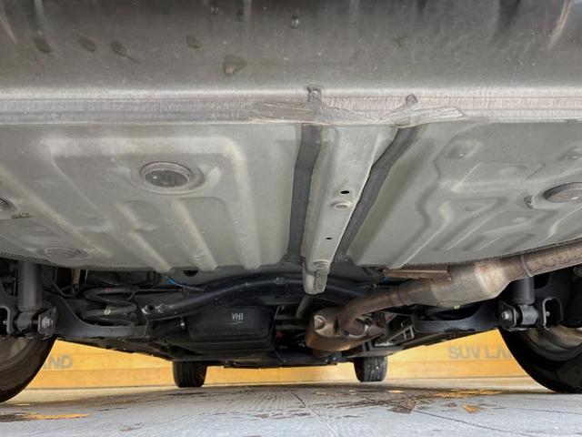 ヴォクシー ハイブリッドＳ－Ｚ　１０．５インチディスプレイオーディオ　全周囲カメラ　セーフティセンス　レーダークルーズ　両側パワスラ　ハーフレザーシート　ＬＥＤライト　純正１７インチアルミ　シートヒーター　デュアルオートエアコン（19枚目）