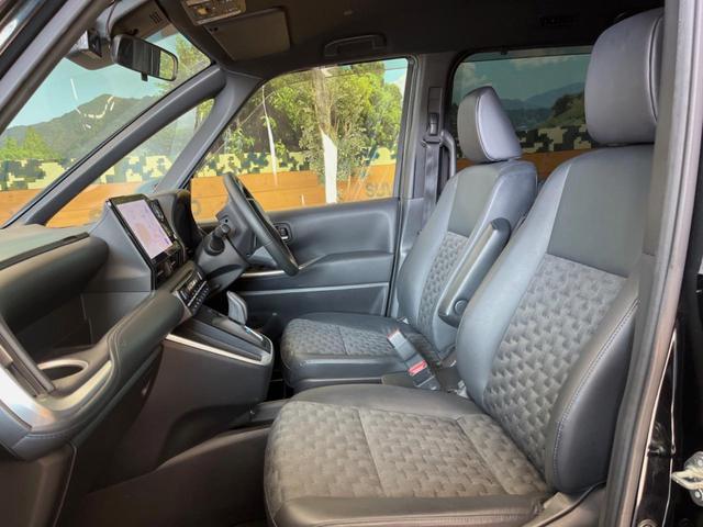 ヴォクシー ハイブリッドＳ－Ｚ　１０．５インチディスプレイオーディオ　全周囲カメラ　セーフティセンス　レーダークルーズ　両側パワスラ　ハーフレザーシート　ＬＥＤライト　純正１７インチアルミ　シートヒーター　デュアルオートエアコン（21枚目）