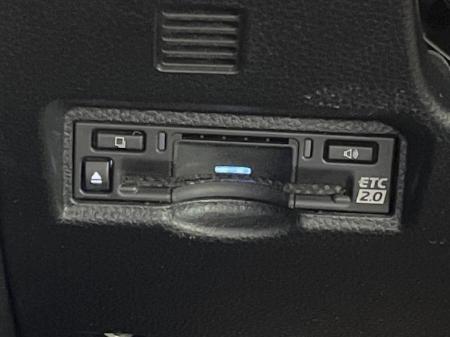 ヴォクシー ハイブリッドＳ－Ｚ　１０．５インチディスプレイオーディオ　全周囲カメラ　セーフティセンス　レーダークルーズ　両側パワスラ　ハーフレザーシート　ＬＥＤライト　純正１７インチアルミ　シートヒーター　デュアルオートエアコン（37枚目）