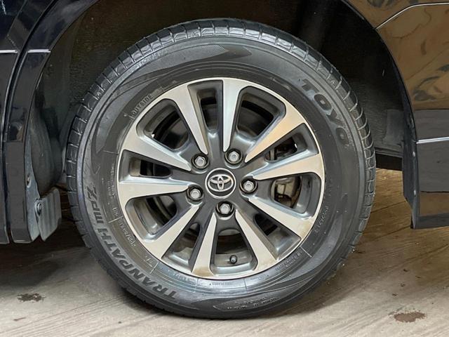 �y�����P�T�C���`�A���~�z�C�[���z�O�ςɃ}�b�`���������A���~�z�C�[���𑕒����Ă���܂��B�e��ЊO�A���~�z�C�[����A�X�^�b�h���X�^�C�����戵�����Ă���܂��B���񂲑��k����������