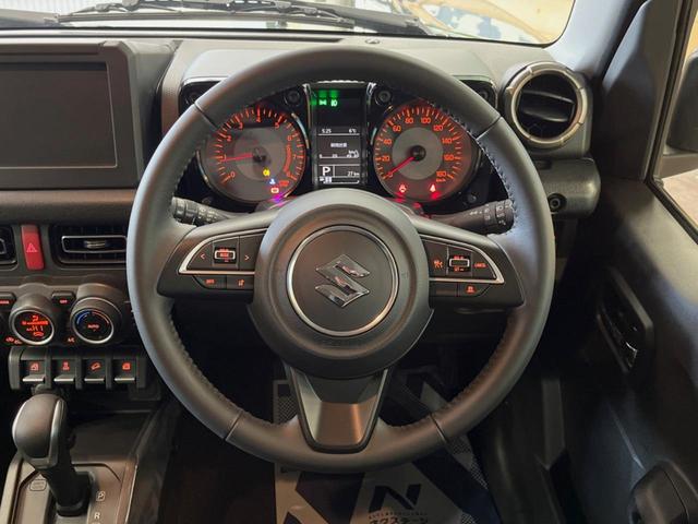 �y�����v�����X�e�A�����O�z�㎿�Ȋv���g�p���邱�ƂŁA��ɂ����������݂ƂĂ��^�]���₷���n���h���ł���