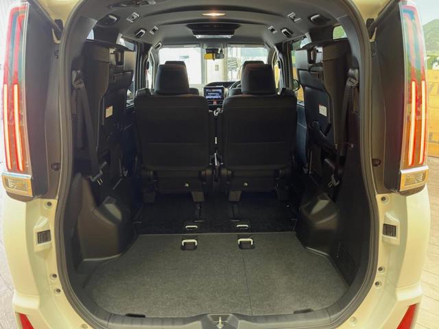 ���i�̂���������ʋ΁A���}���ɏ\���ȉ׎��X�y�[�X���m�ۂ��Ă���܂��B�Z�J���h�V�[�g��|���ƁA�傫�ȉו��̐ύڂ��\�ł���