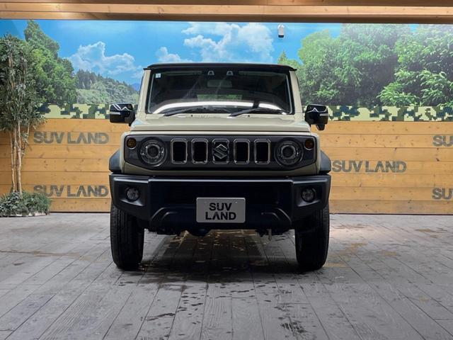 ジムニーノマド ＦＣ　登録済未使用車　４ＷＤ　セーフティサポート　レーダークルーズ　シートヒーター　ＬＥＤヘッド　ダウンヒルアシスト　コーナーセンサー　純正１５インチアルミ　革巻きステアリング　オートエアコン　スマートキー（12枚目）