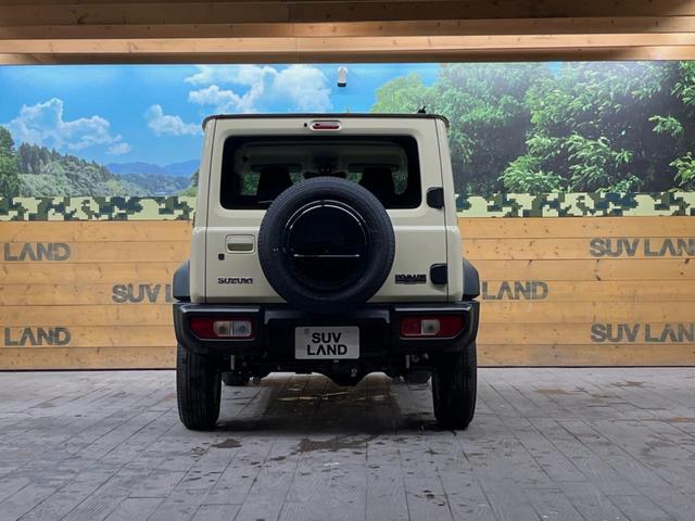 ジムニーノマド ＦＣ　登録済未使用車　４ＷＤ　セーフティサポート　レーダークルーズ　シートヒーター　ＬＥＤヘッド　ダウンヒルアシスト　コーナーセンサー　純正１５インチアルミ　革巻きステアリング　オートエアコン　スマートキー（13枚目）