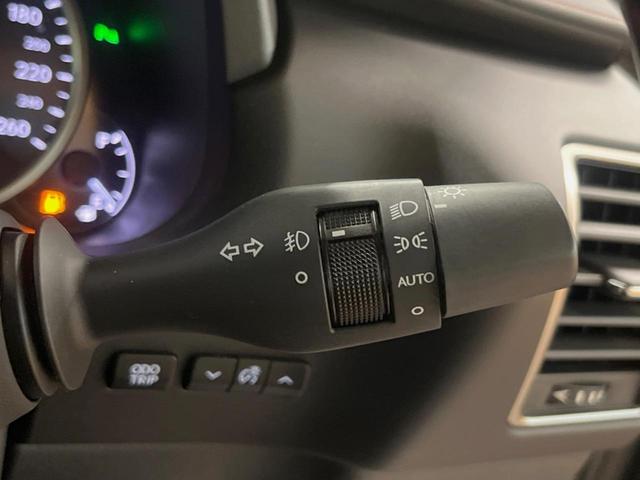 ＮＸ ＮＸ３００ｈ　バージョンＬ　１０．３インチメーカーナビ　全周囲カメラ　プリクラッシュセーフティ　レーダークルーズ　全席パワーシート　ハンズフリーパワーバックドア　黒革シート　シートベンチレーション　三眼ＬＥＤヘッド　スマートキー（38枚目）