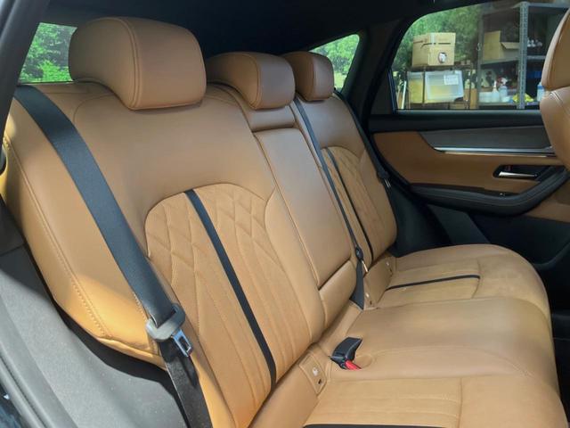 �L�X�Ƃ����Q��ڃV�[�g�͋��Z���������A���S�n�����K�I�F�B��Ƒ��Ƃ̂��o�����ɂ҂�����ł��B�x�r�[�V�[�g��`���C���h�V�[�g�g�p�������K�ɂ��߂�������������\���ȋ�Ԃ��m�ۂ��Ă��܂��B