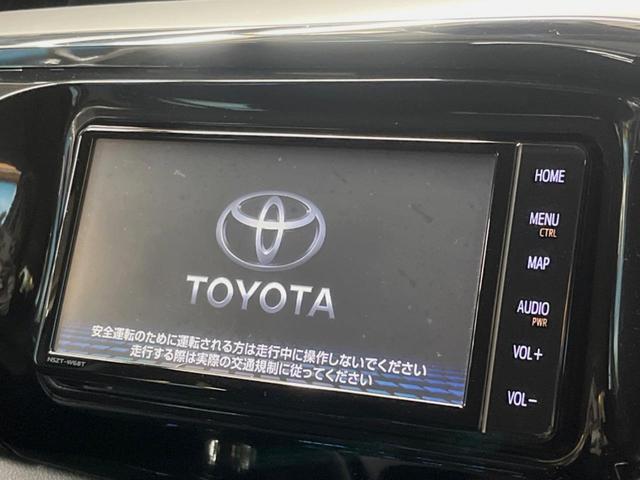 �y�����i�r�z�l�C�̏����i�r�𑕔����Ă���܂��B�i�r�̎g���₷���͂������A�I�[�f�B�I�@�\���[���I�L�����v�◷�s�͂������A�ʋ΂┃�����ȂǕ��i�̃h���C�u���y�����Ȃ�͂���