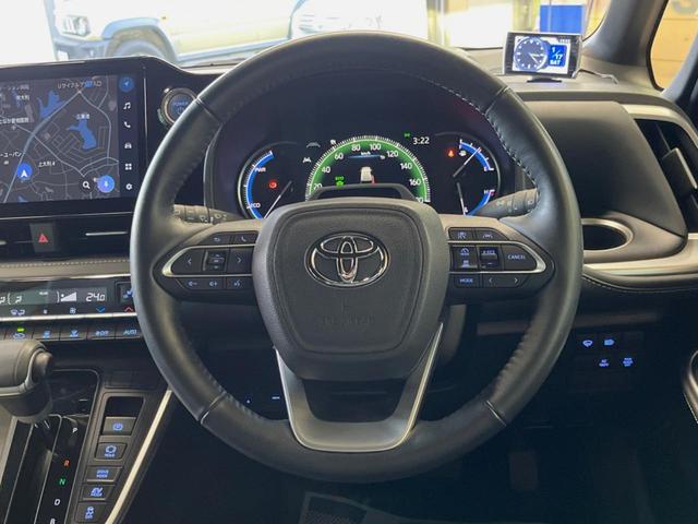 �y�����v�����X�e�A�����O�z�㎿�Ȋv���g�p���邱�ƂŁA��ɂ����������݂ƂĂ��^�]���₷���n���h���ł���