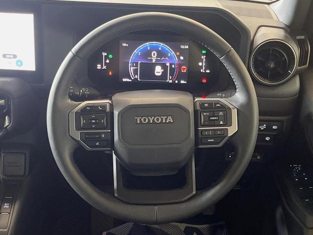 �y�����v�����X�e�A�����O�z�㎿�Ȋv���g�p���邱�ƂŁA��ɂ����������݂ƂĂ��^�]���₷���n���h���ł���