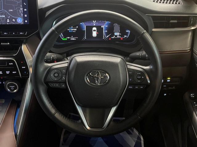 �y�����v�����X�e�A�����O�z�㎿�Ȋv���g�p���邱�ƂŁA��ɂ����������݂ƂĂ��^�]���₷���n���h���ł���