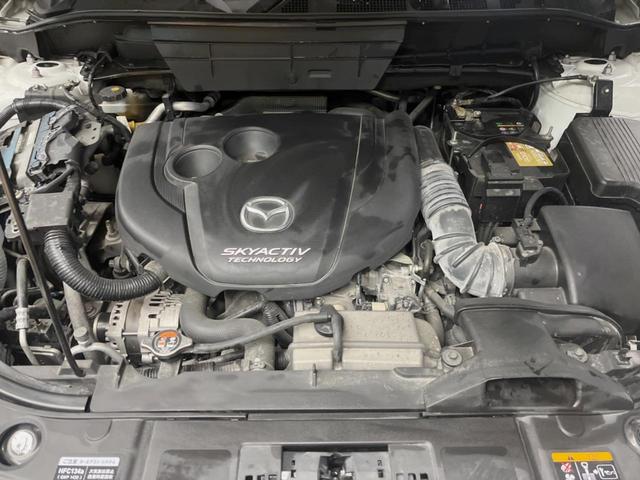 ＣＸ－５ ＸＤ　ターボ　マツダコネクトナビ　サイド・バックカメラ　衝突軽減　クルーズコントロール　ＬＥＤヘッド　純正１９インチオプションアルミ　デュアルオートエアコン　オートブレーキホールド　スマートキー　ＥＴＣ（18枚目）